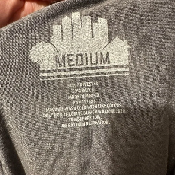 Women's graphic t-shirt - size M - Picture 4 of 5